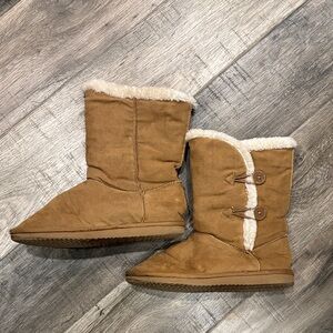 Cozy Tan Kids Boots